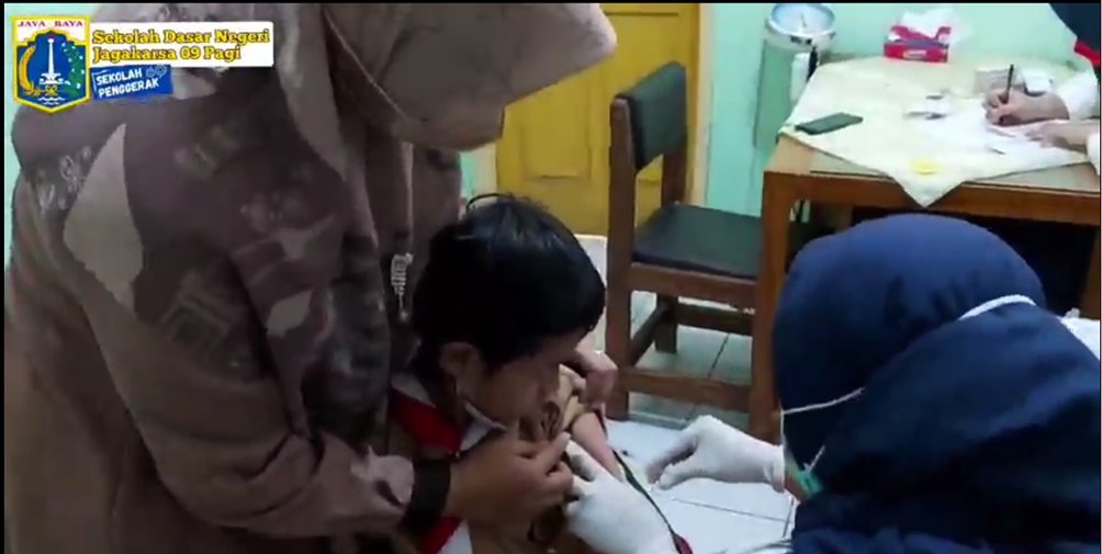 Bulan Imunisasi Anak Sekolah